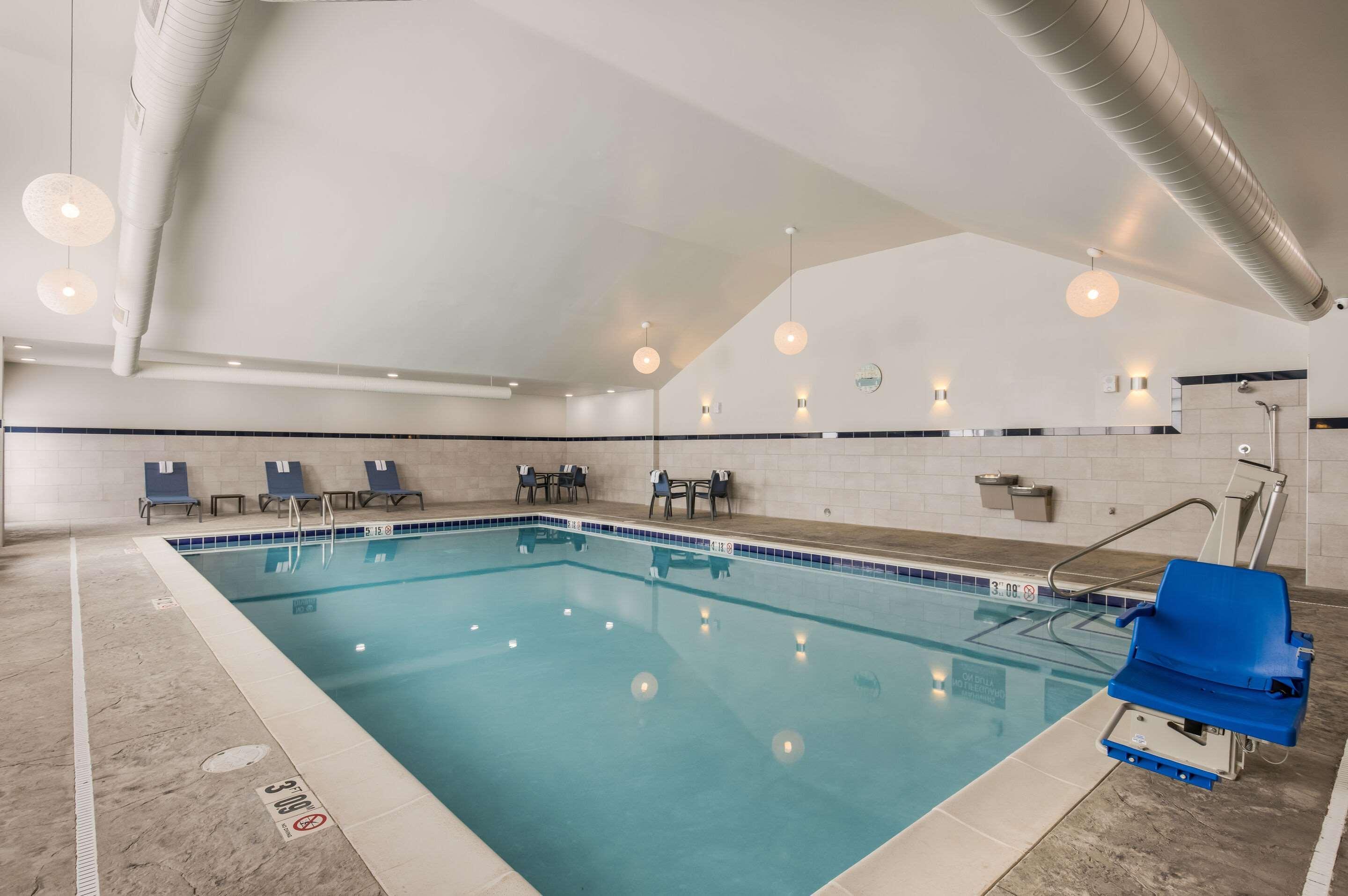Comfort Inn & Suites Gaylord Buitenkant foto