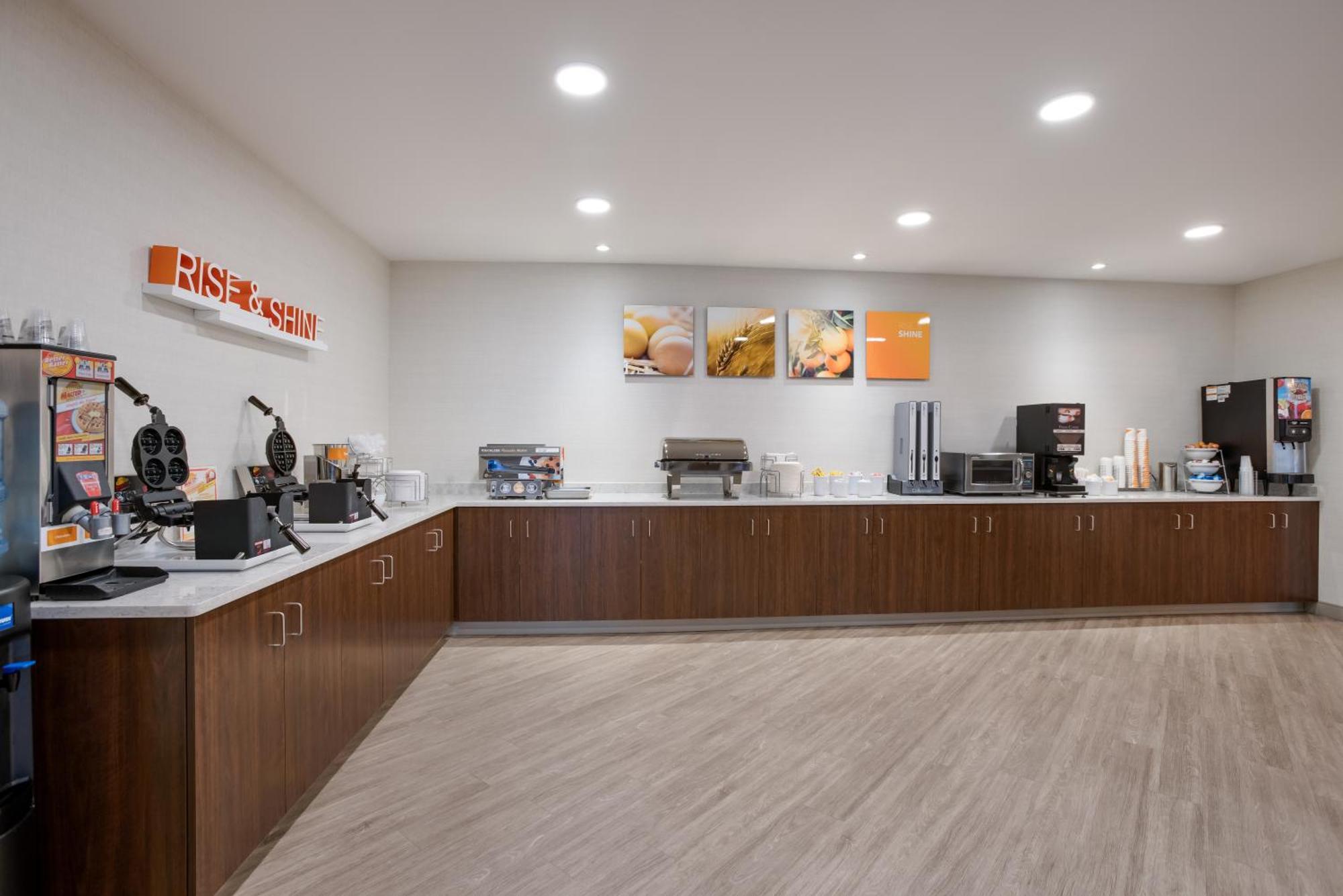 Comfort Inn & Suites Gaylord Buitenkant foto
